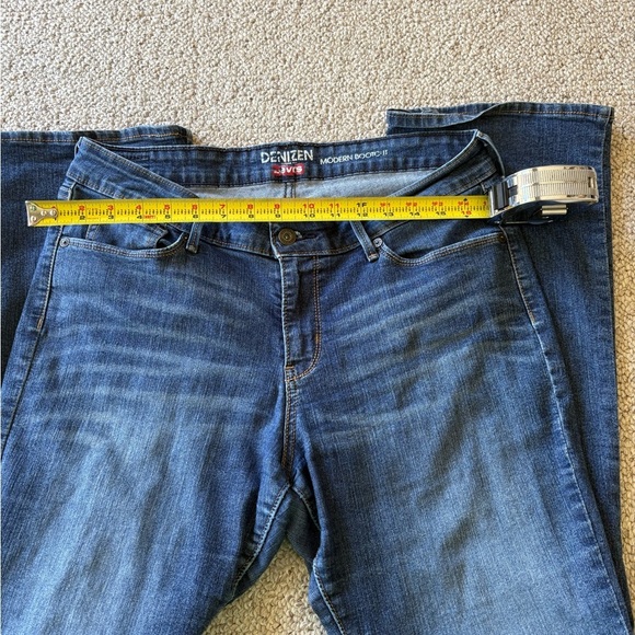 Denizen from Levi's Dark Blue Flare Jeans - Picture 7 of 8
